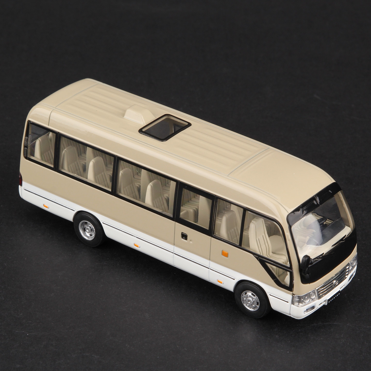 トヨタ コースター 1:64 合金ダイキャストカー、精巧な職 - Die Cast Car 1 64 のレビューと価格